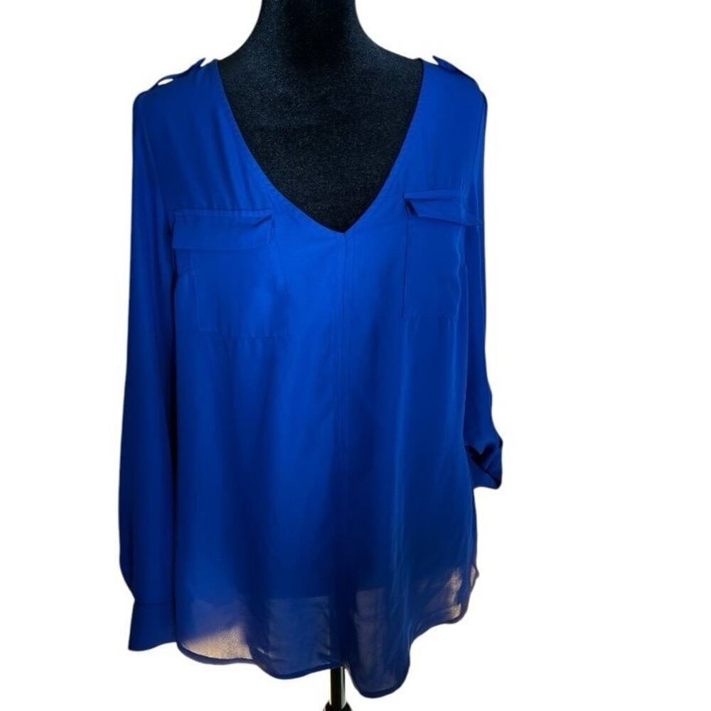 CandiesV-neck women’s size M blue long sleeve blouse